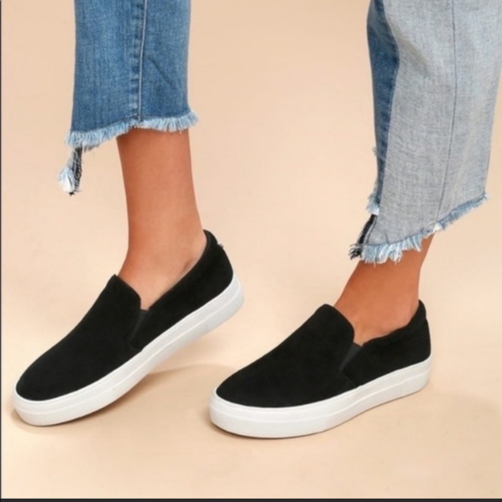 Steve Madden Fayna Slip-On Suede Sneakers Black